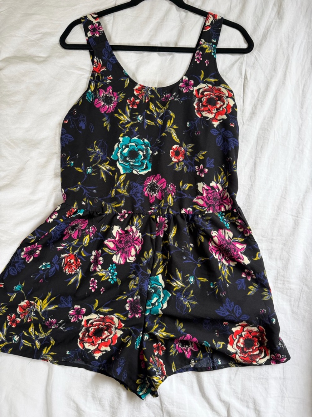 Eyeshadow Floral Romper Black Multicolor Sleeveless Zip Front Small